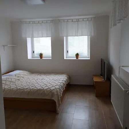 Feriehus Domecek Na Podhradi Mělník
